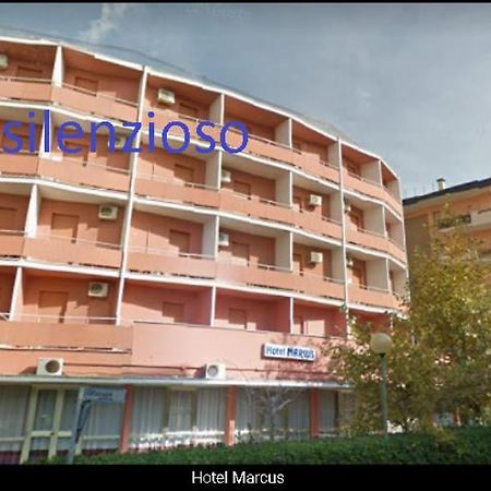 Hotel Marcus Cesenatico Exterior foto
